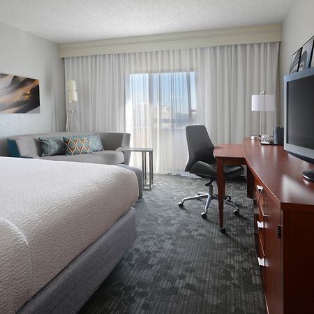 Sonesta Select Dallas Central Expressway Exterior photo