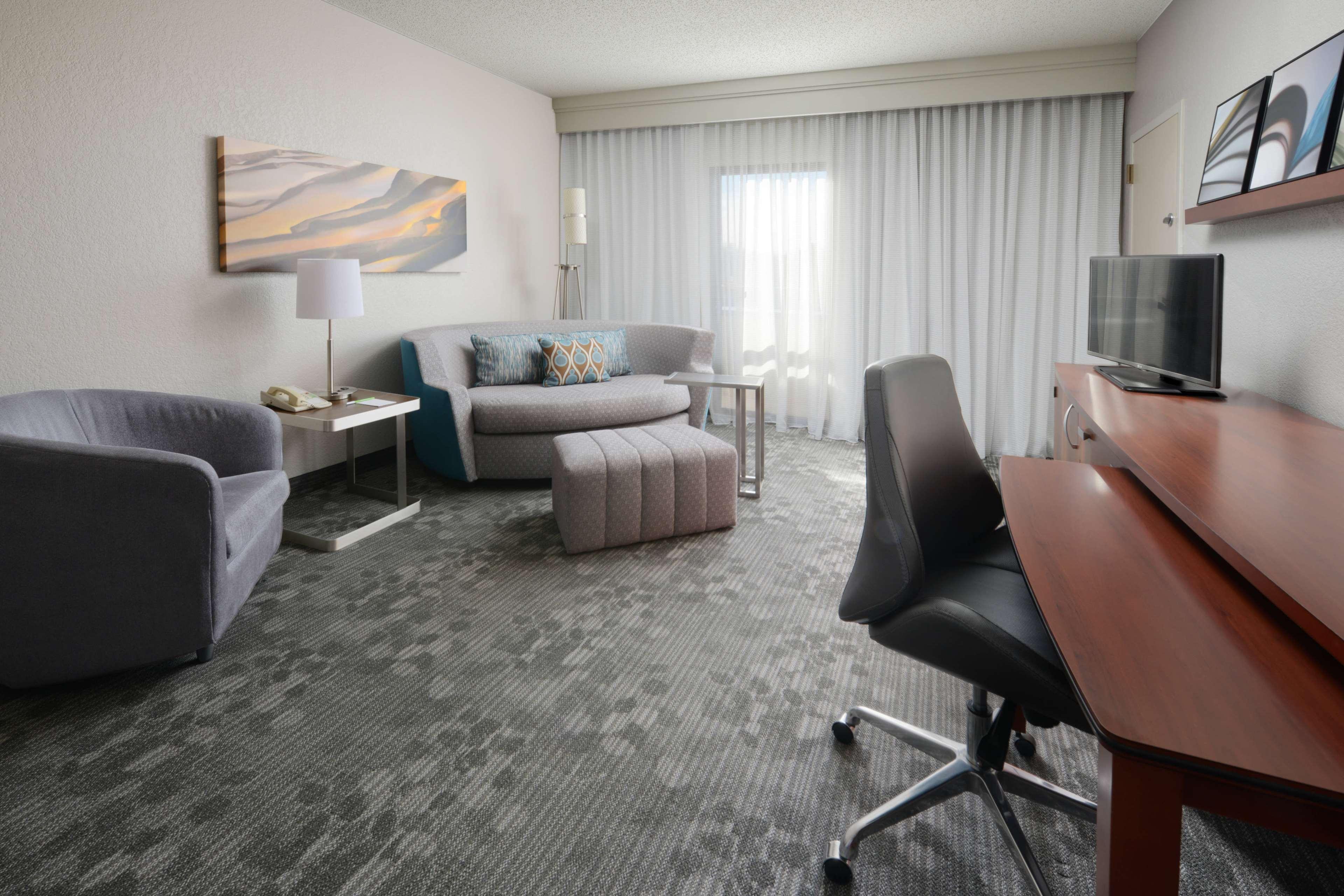 Sonesta Select Dallas Central Expressway Exterior photo